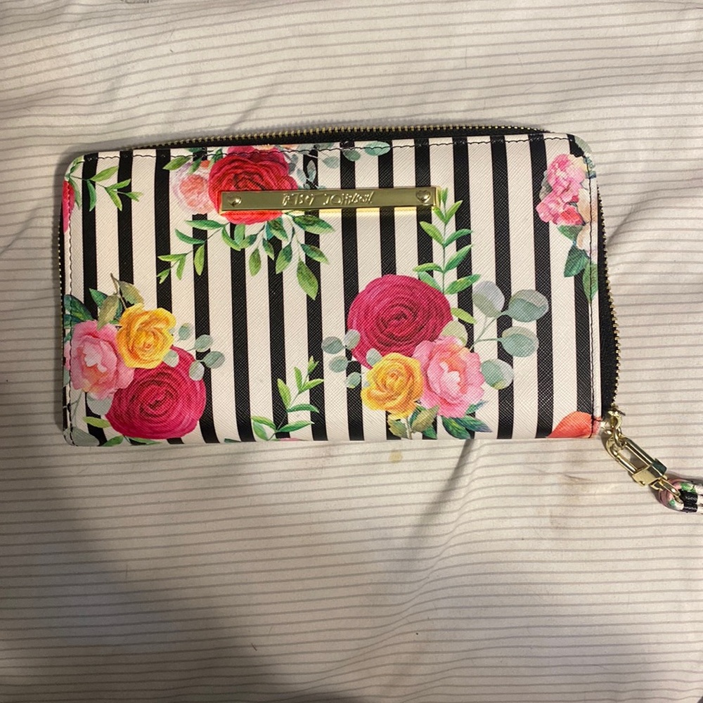 Betsey Johnson wristlet